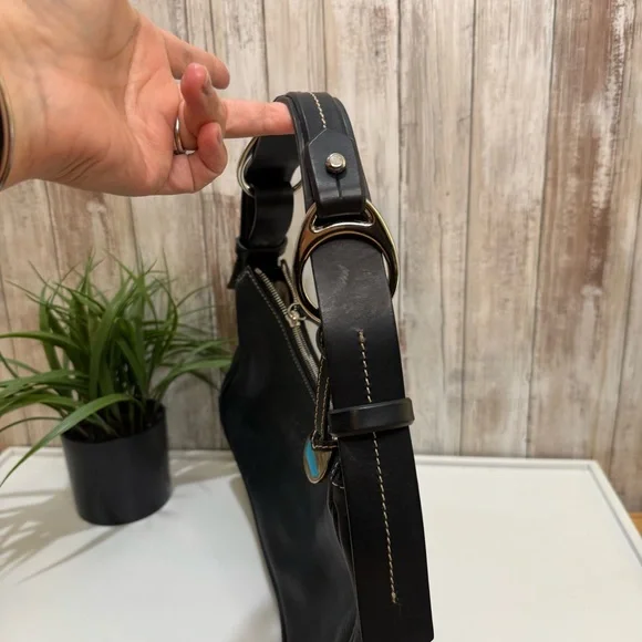 DOONEY & BOURKE East West Hobo Shoulder Bag - Picture 4 of 10